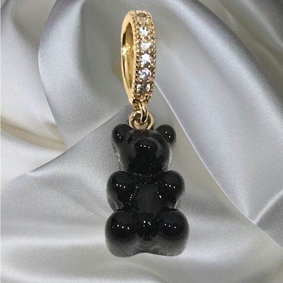 NOSTALGIC GUMMY BEAR CHARM PENDANT CUBIC ZIRCON 18K GOLD PLATED - Picture 1 of 3